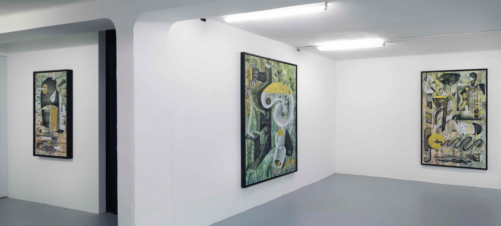 Jen Liu, The Managers, Installation view (2014) Jen Liu, The Managers, Installation view (2014)