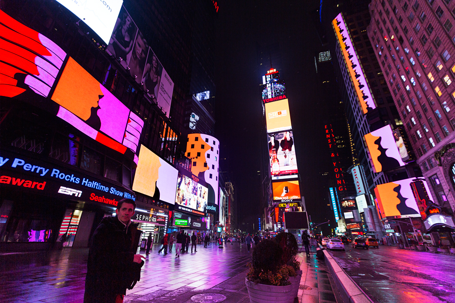 muchbetterthanthis.com, 2006. Installed at Times Square, February 2015.
Photo: Ka-Man Tse muchbetterthanthis.com, 2006. Installed at Times Square, February 2015.
Photo: Ka-Man Tse