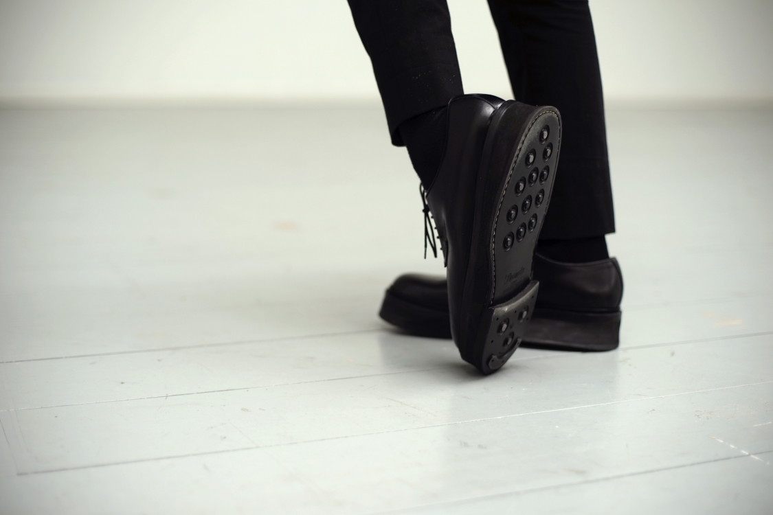 Future is Behind (Classic Lace Shoe), self portrait, c-print, 19.5 x 27 cm. Future is Behind (Classic Lace Shoe), self portrait, c-print, 19.5 x 27 cm.