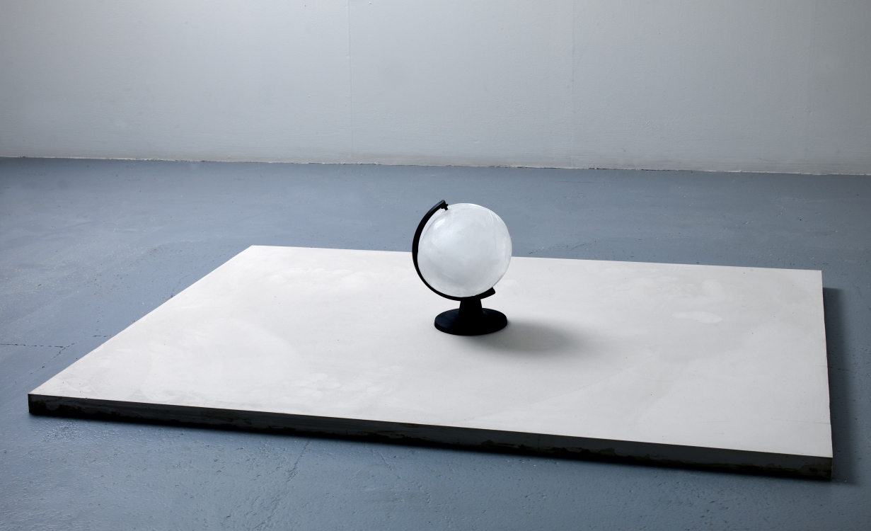 'A 0 °C Globe', 2013, model of a globe made out of frozen water, globe's standard.
The frozen water is melting as soon as it becomes above 0 °C.
Photo: Gert Jan van Rooij 'A 0 °C Globe', 2013, model of a globe made out of frozen water, globe's standard.
The frozen water is melting as soon as it becomes above 0 °C.
Photo: Gert Jan van Rooij