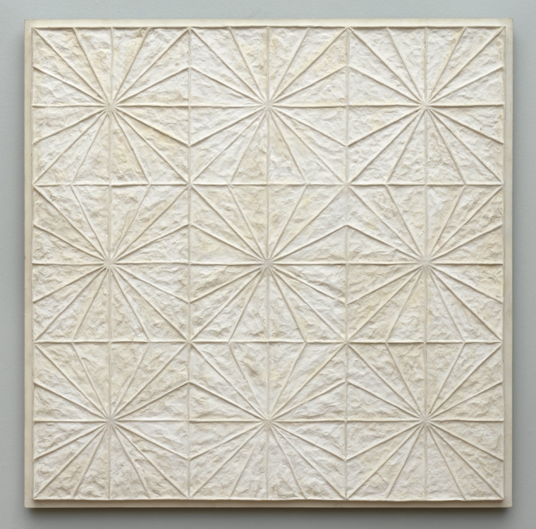 'R69-47', 1969. Painted papier mâchée on wood, 104 x 104 cm. Photo: Gert Jan van Rooij. 'R69-47', 1969. Painted papier mâchée on wood, 104 x 104 cm. Photo: Gert Jan van Rooij.
