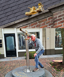 BK article on Marinus Boezem's How High is the Sky he made for his birthplace Leerdam